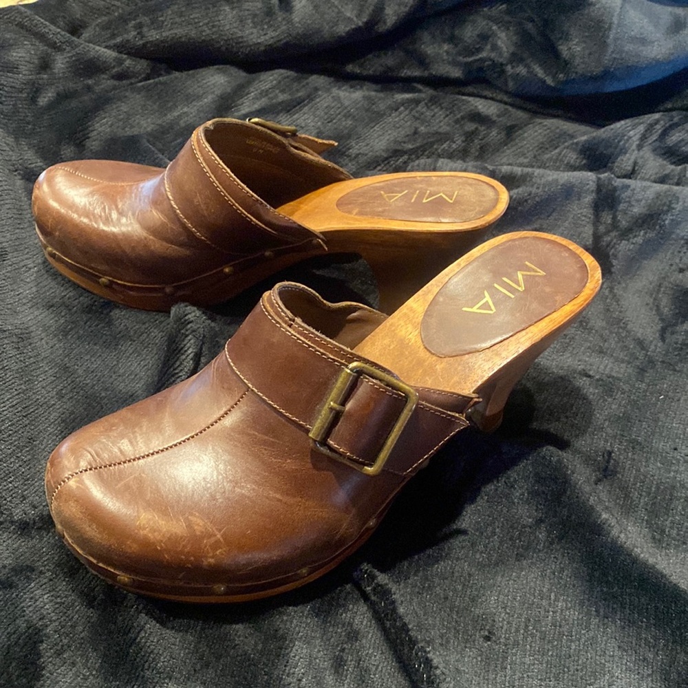 Wooden clogs
